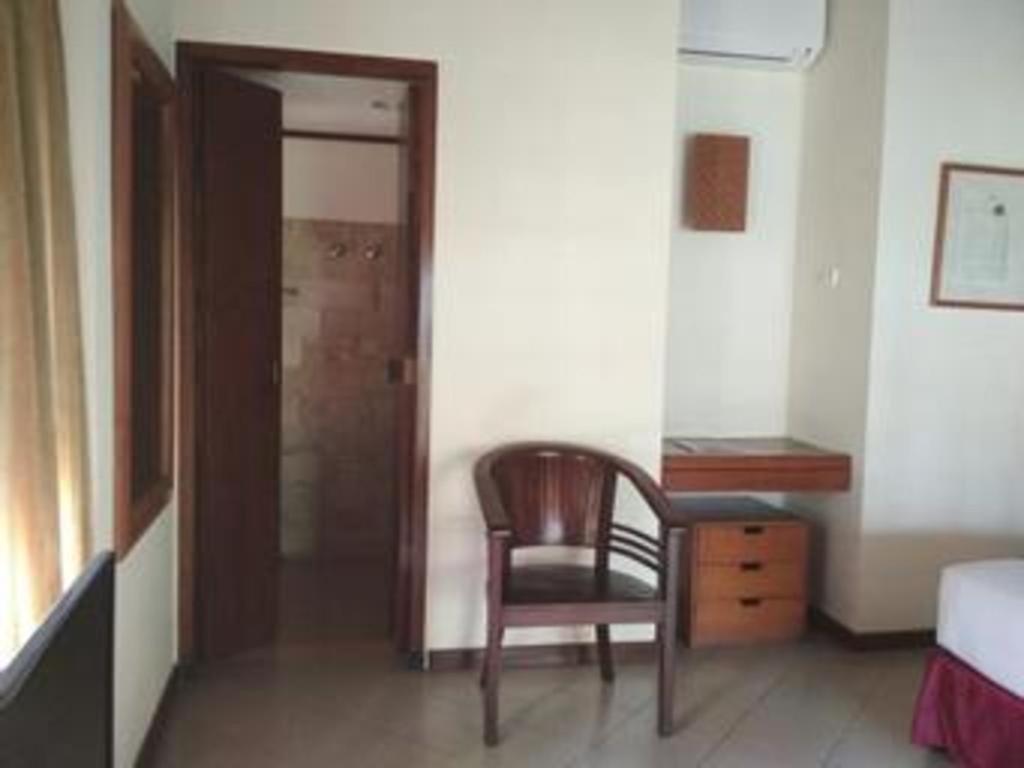Tanjung Lesung Beach Hotel Exterior foto