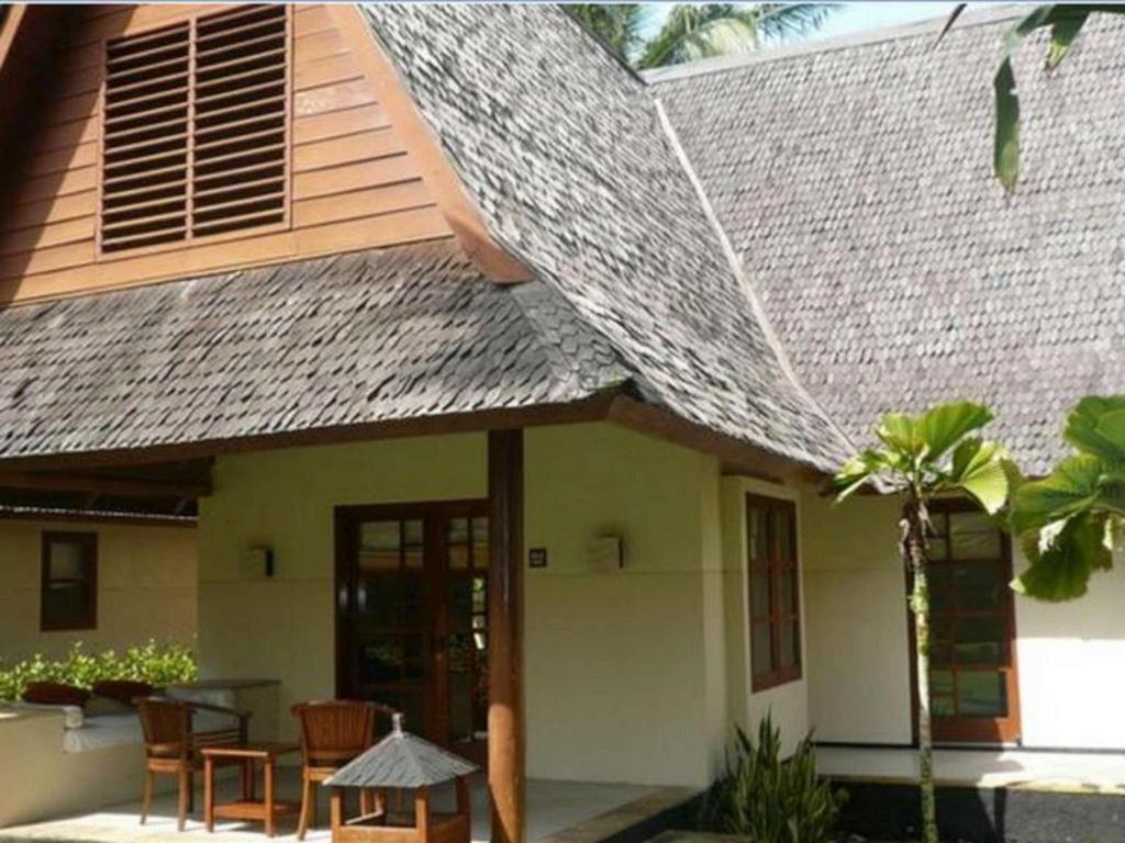 Tanjung Lesung Beach Hotel Exterior foto