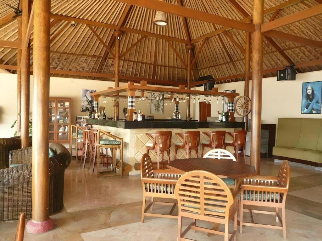 Tanjung Lesung Beach Hotel Exterior foto