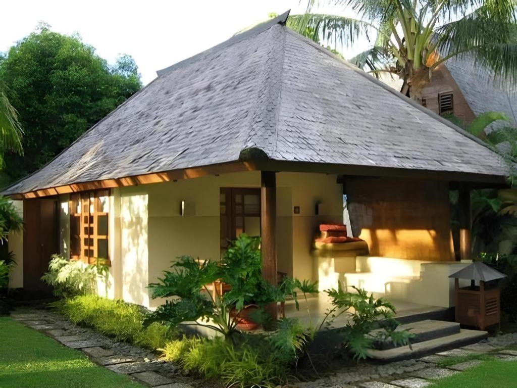 Tanjung Lesung Beach Hotel Exterior foto